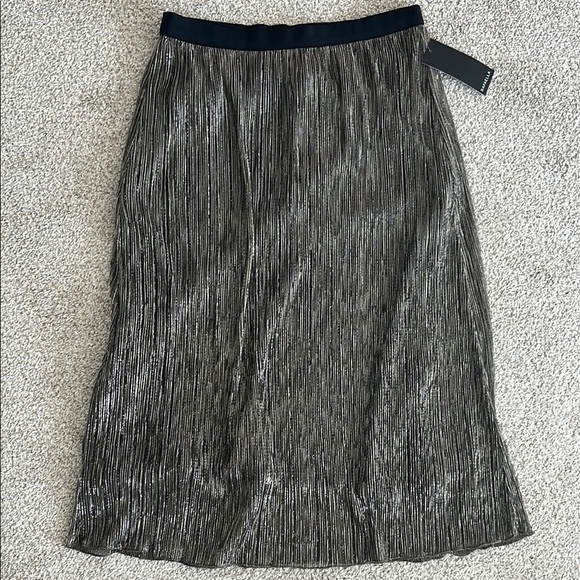 Black and Silver Midi Pencil Skirt with Pleated Texture for Cocktail - Picture 1 of 5